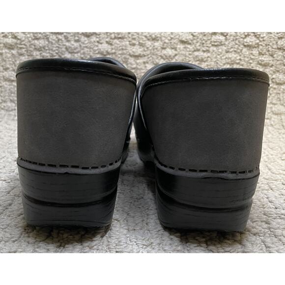 Dansko Gray Microbuck Nubuck Clogs Shoes Womens 40 US 10 NEW NWOB - Picture 5 of 10
